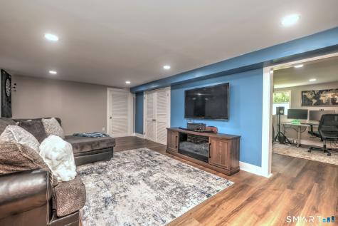37 Deer Park Road Simsbury CT 06089