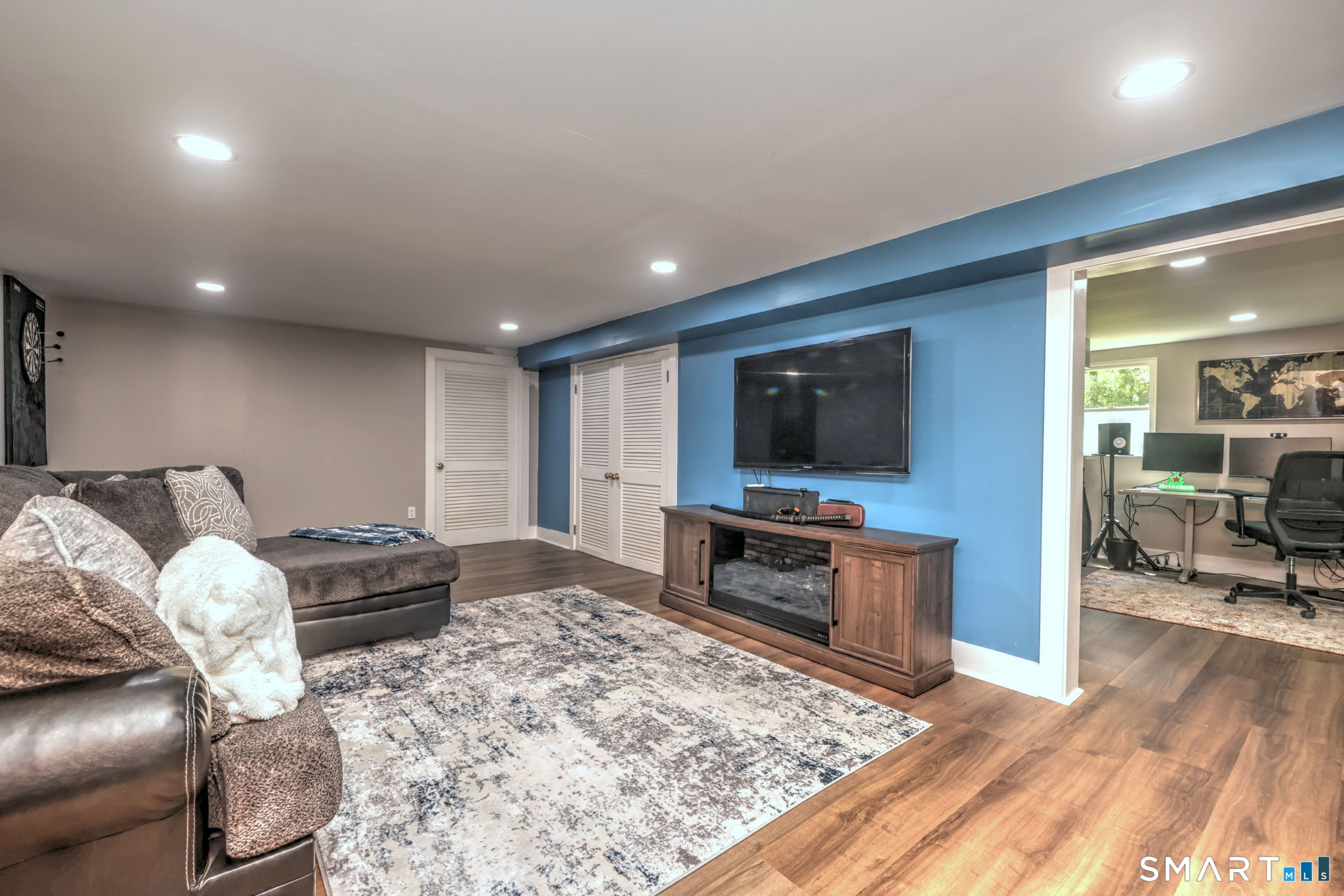 37 Deer Park Road Simsbury CT 06089