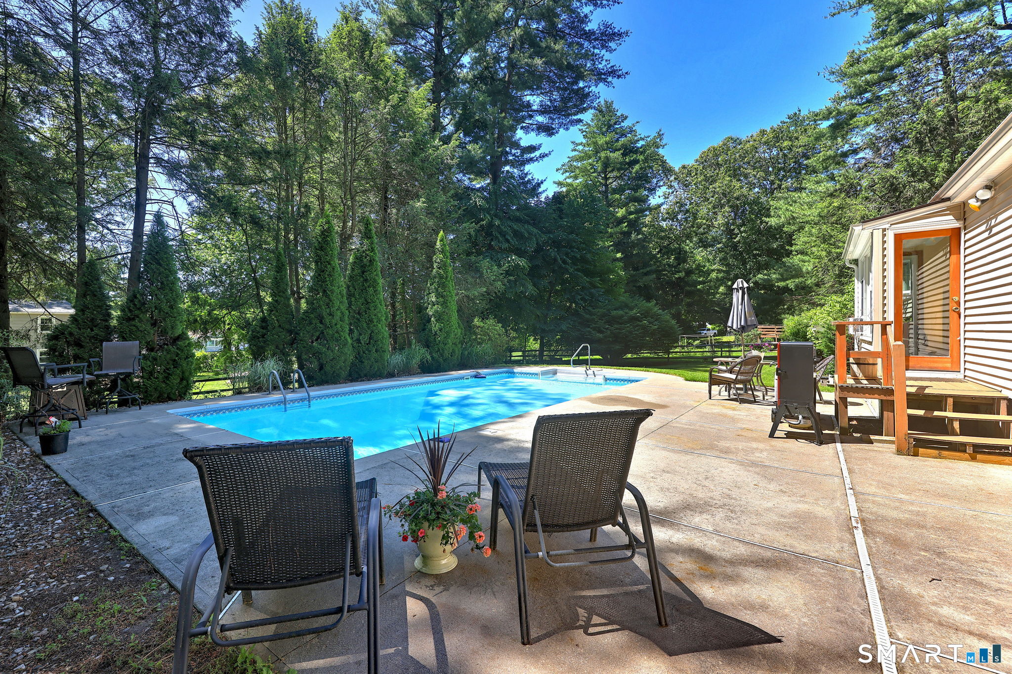 37 Deer Park Road Simsbury CT 06089