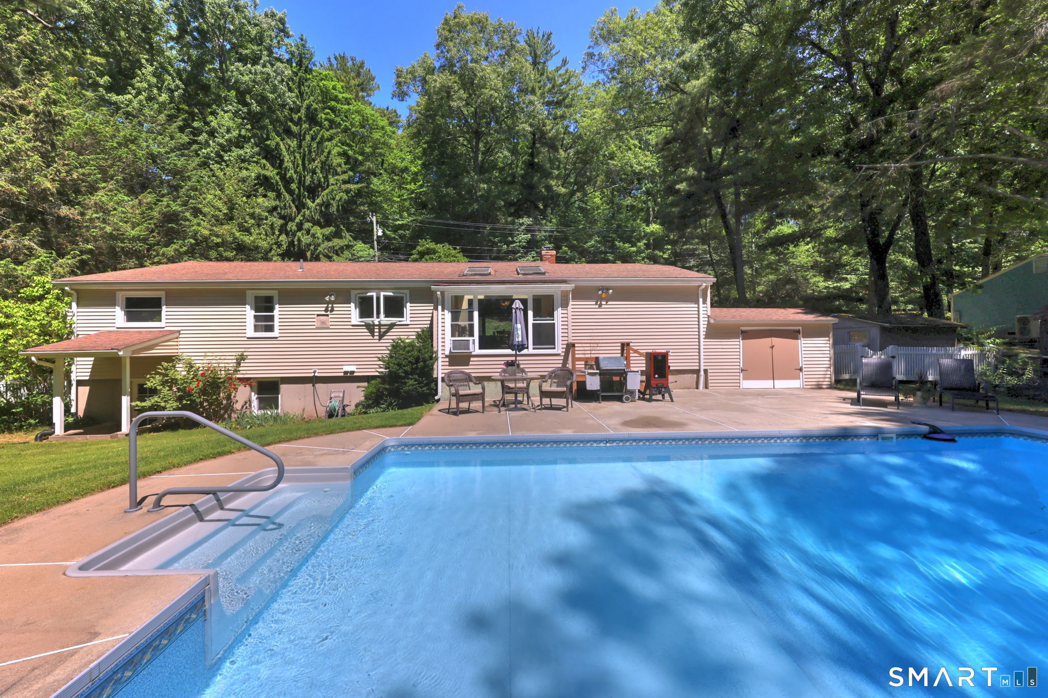 37 Deer Park Road Simsbury CT 06089
