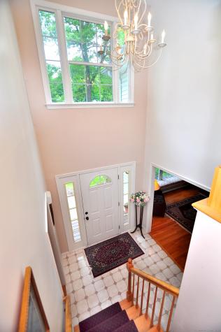18 Bayberry Lane New Milford CT 06776
