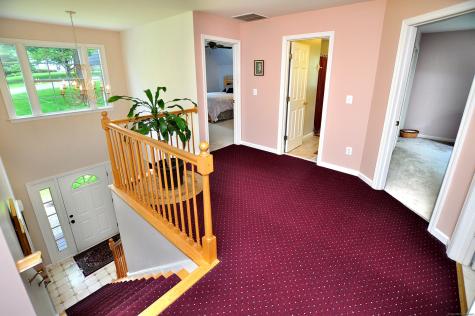 18 Bayberry Lane New Milford CT 06776