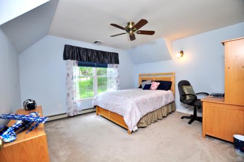 18 Bayberry Lane New Milford CT 06776