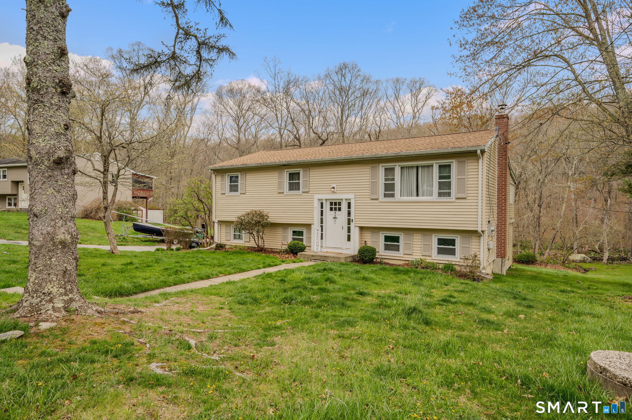 20 Willow Lane Ledyard CT 06339