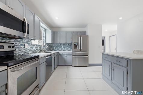 16 Raquel Drive Danbury CT 06811