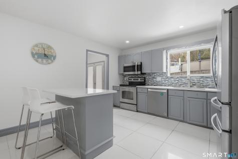 16 Raquel Drive Danbury CT 06811