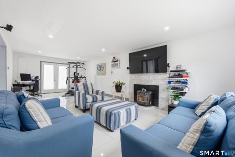 16 Raquel Drive Danbury CT 06811