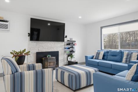 16 Raquel Drive Danbury CT 06811