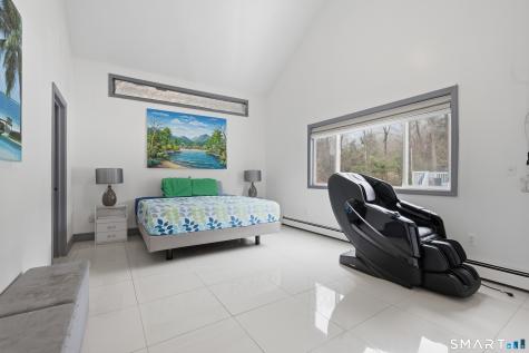 16 Raquel Drive Danbury CT 06811