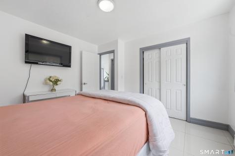 16 Raquel Drive Danbury CT 06811