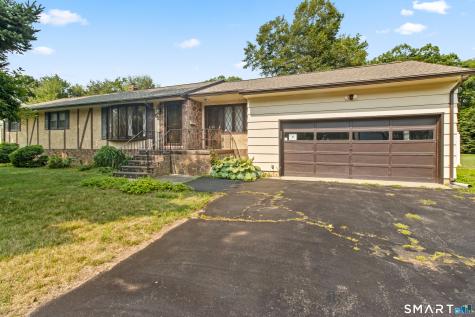 52 Grove Road North Haven CT 06473