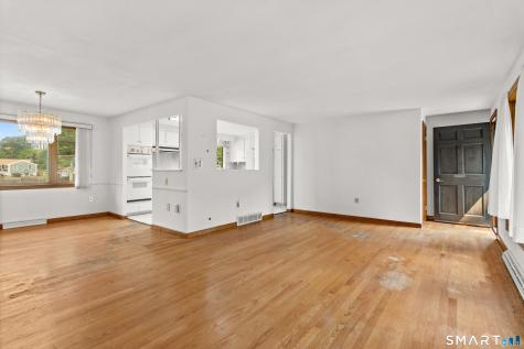52 Grove Road North Haven CT 06473