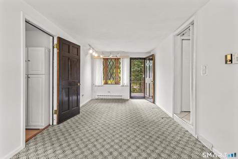 52 Grove Road North Haven CT 06473