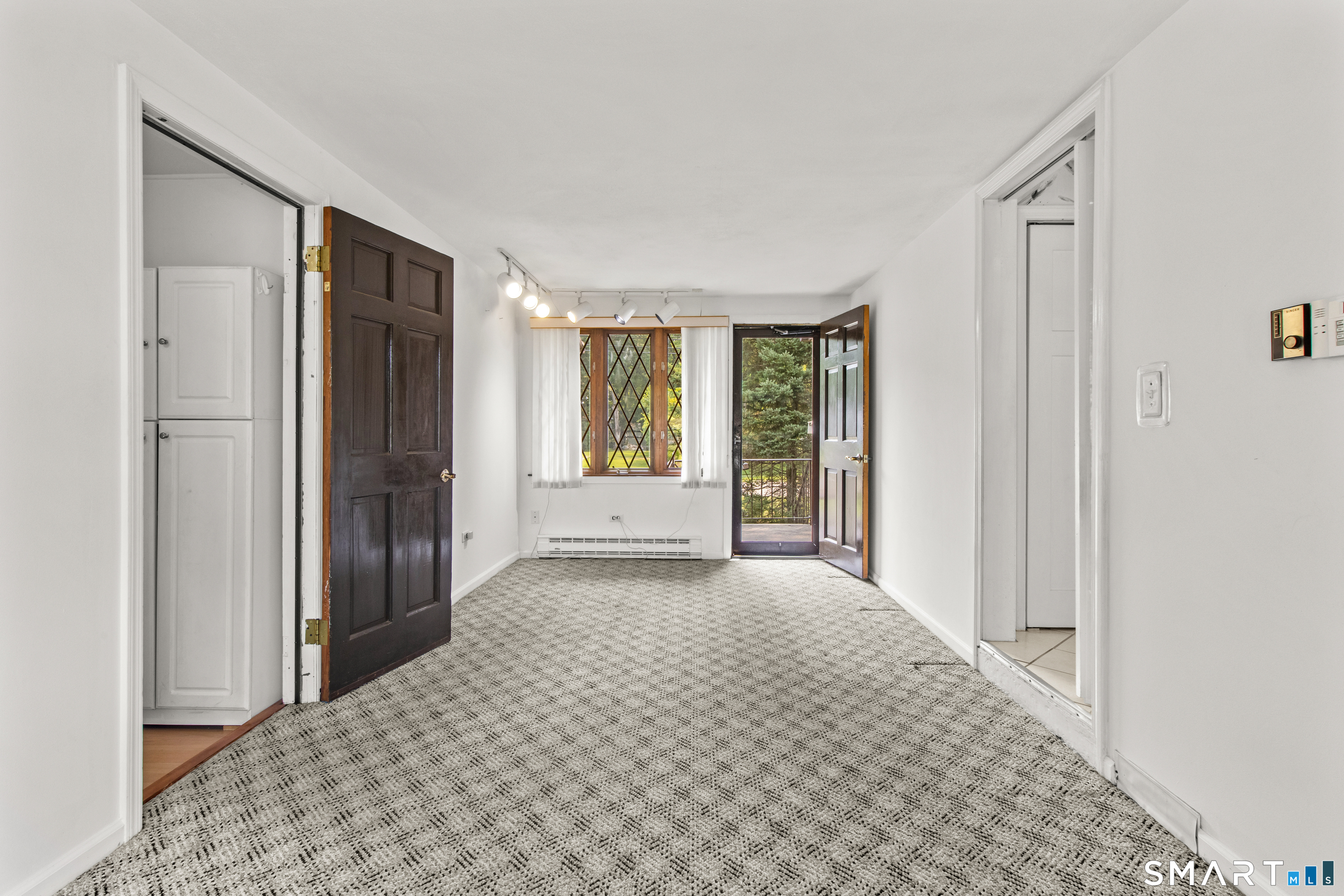 52 Grove Road North Haven CT 06473