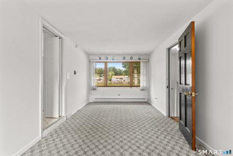 52 Grove Road North Haven CT 06473