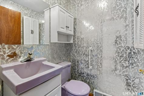 52 Grove Road North Haven CT 06473