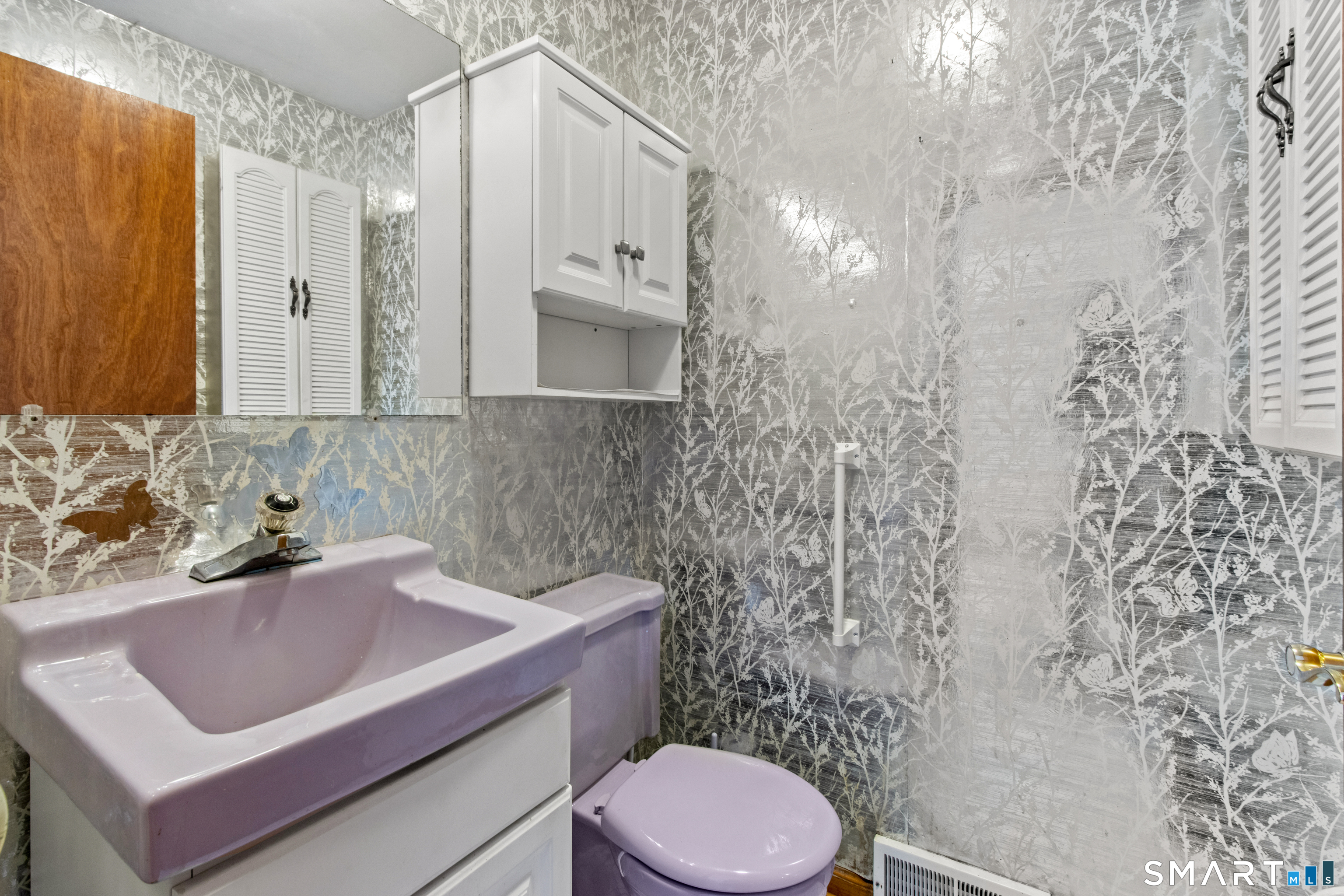 52 Grove Road North Haven CT 06473