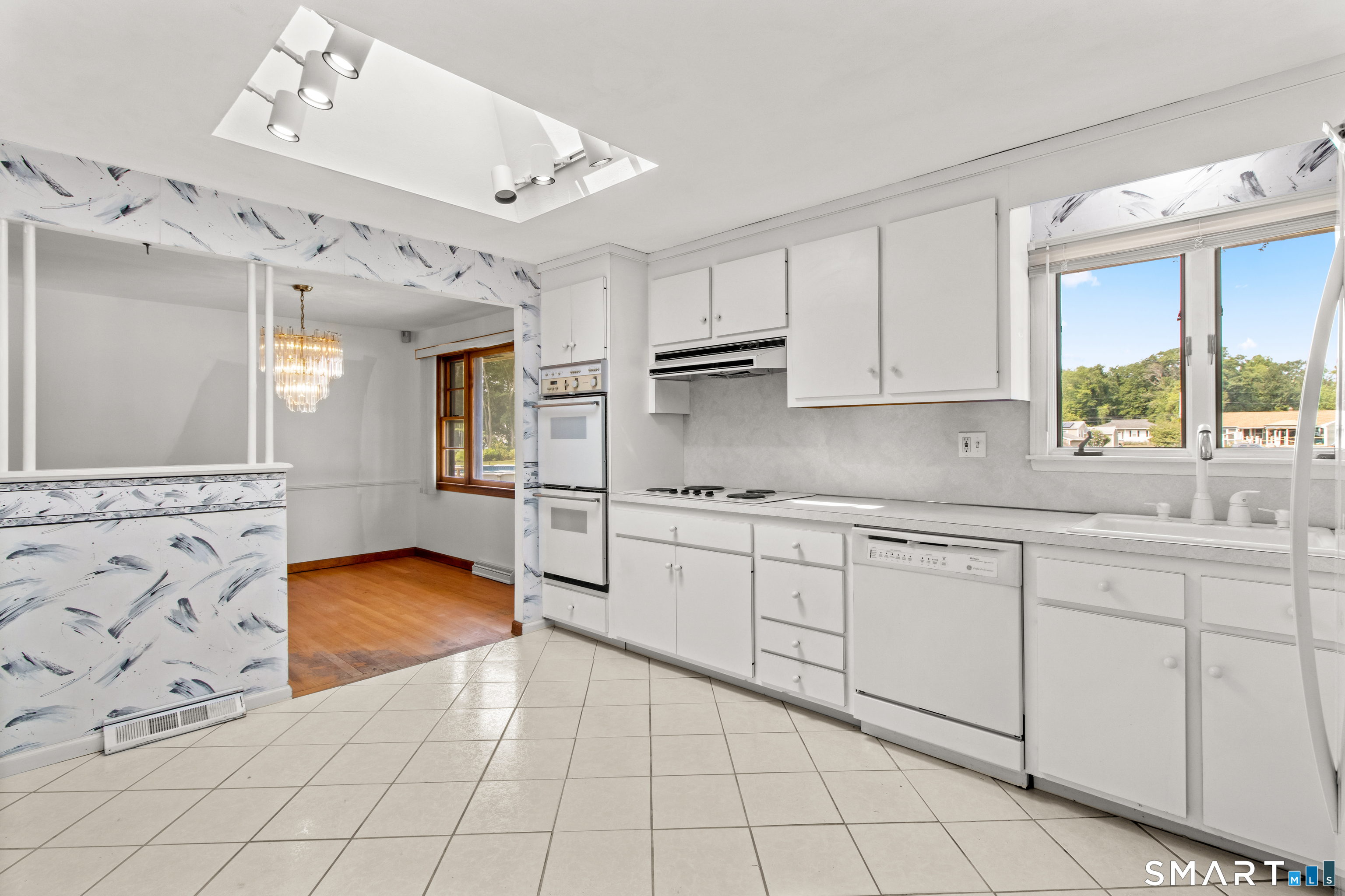 52 Grove Road North Haven CT 06473