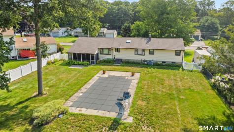 52 Grove Road North Haven CT 06473