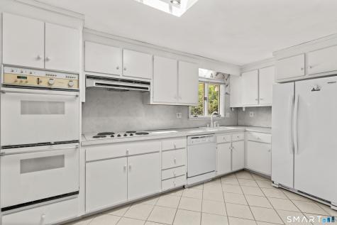 52 Grove Road North Haven CT 06473
