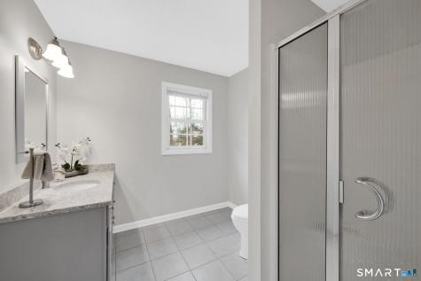 5 Barbaras Way Ellington CT 06029