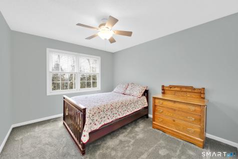 5 Barbaras Way Ellington CT 06029