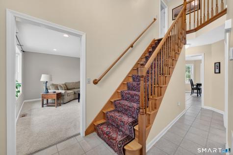 5 Barbaras Way Ellington CT 06029