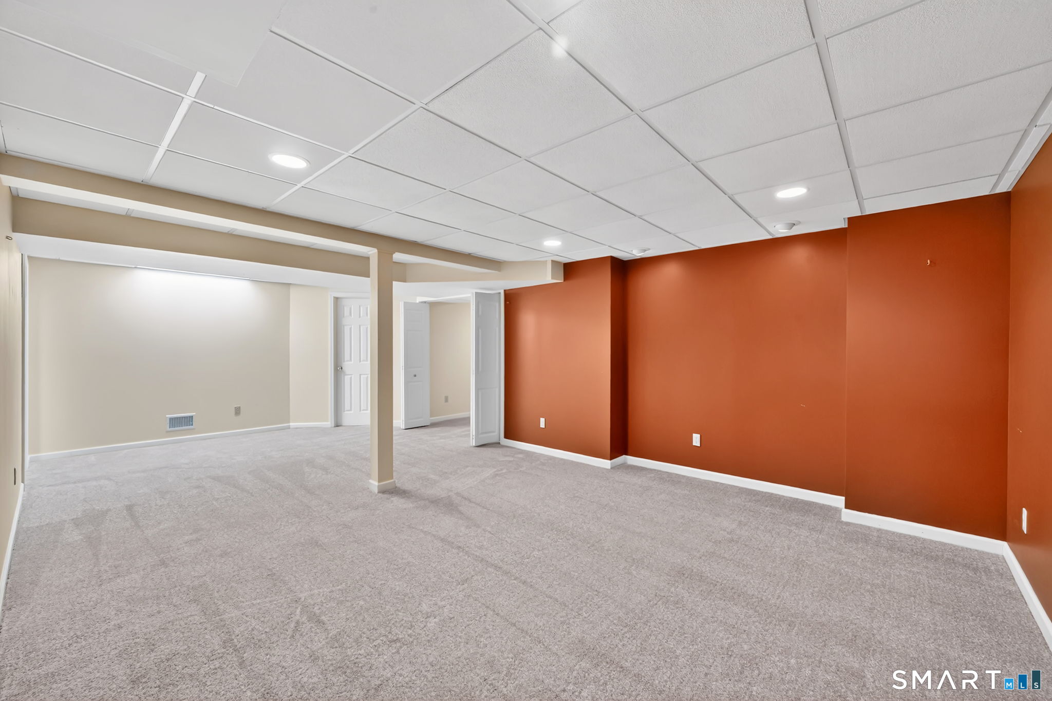 5 Barbaras Way Ellington CT 06029