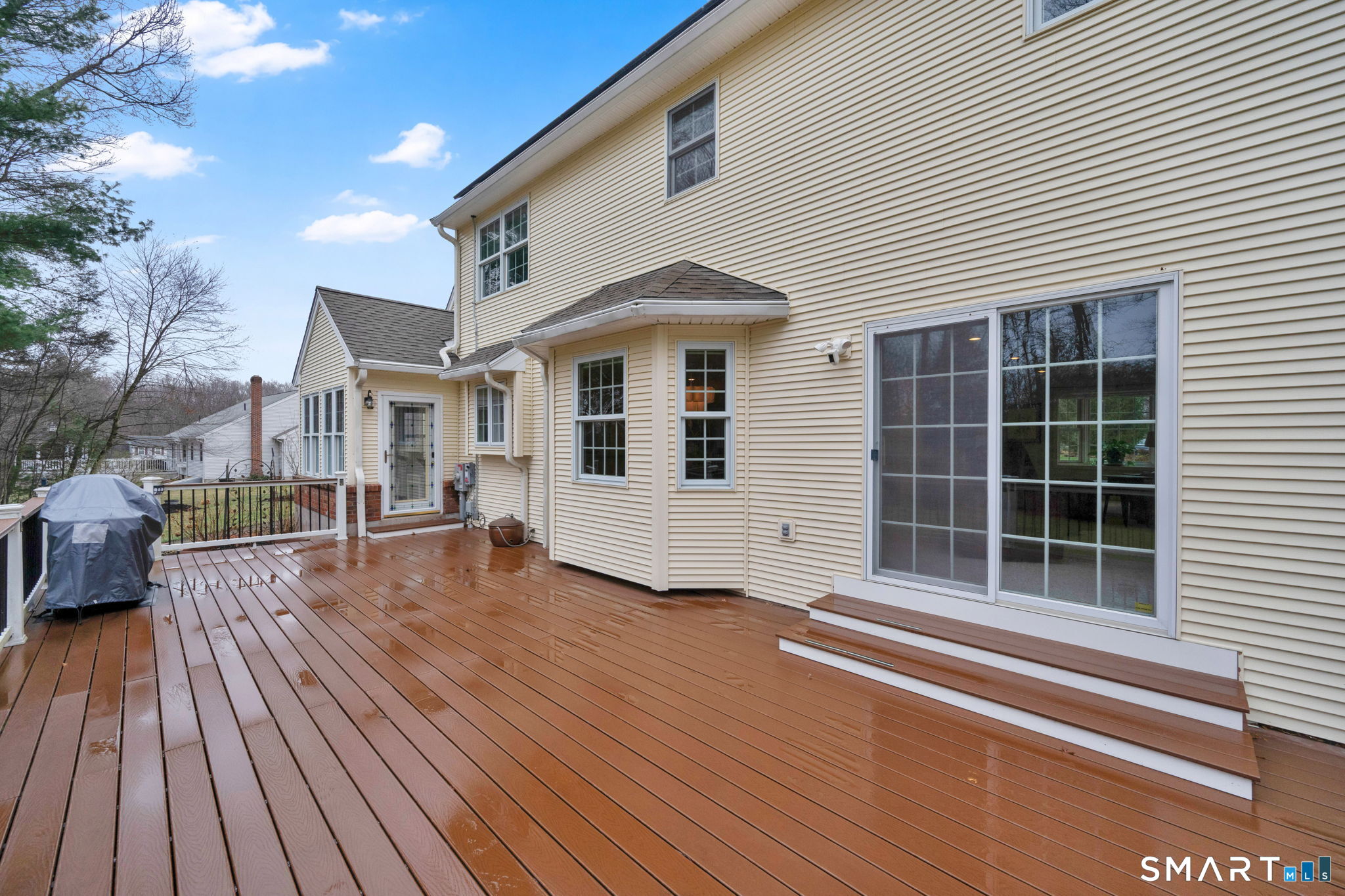 5 Barbaras Way Ellington CT 06029