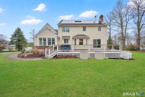 5 Barbaras Way Ellington CT 06029