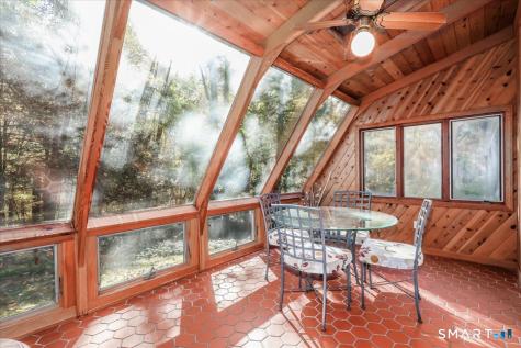81 Meeting House Road Haddam CT 06438