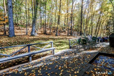 81 Meeting House Road Haddam CT 06438