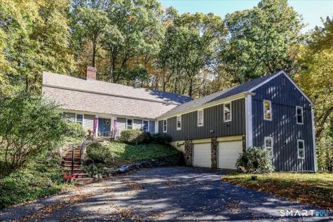 81 Meeting House Road Haddam CT 06438