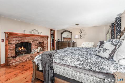 81 Meeting House Road Haddam CT 06438