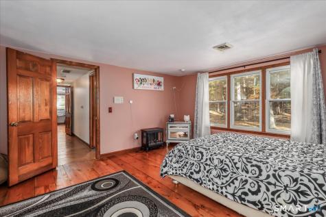 81 Meeting House Road Haddam CT 06438