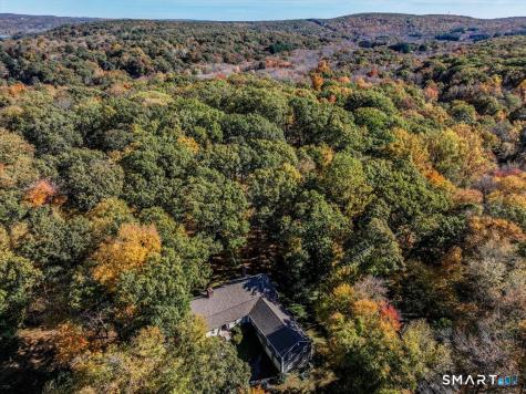 81 Meeting House Road Haddam CT 06438