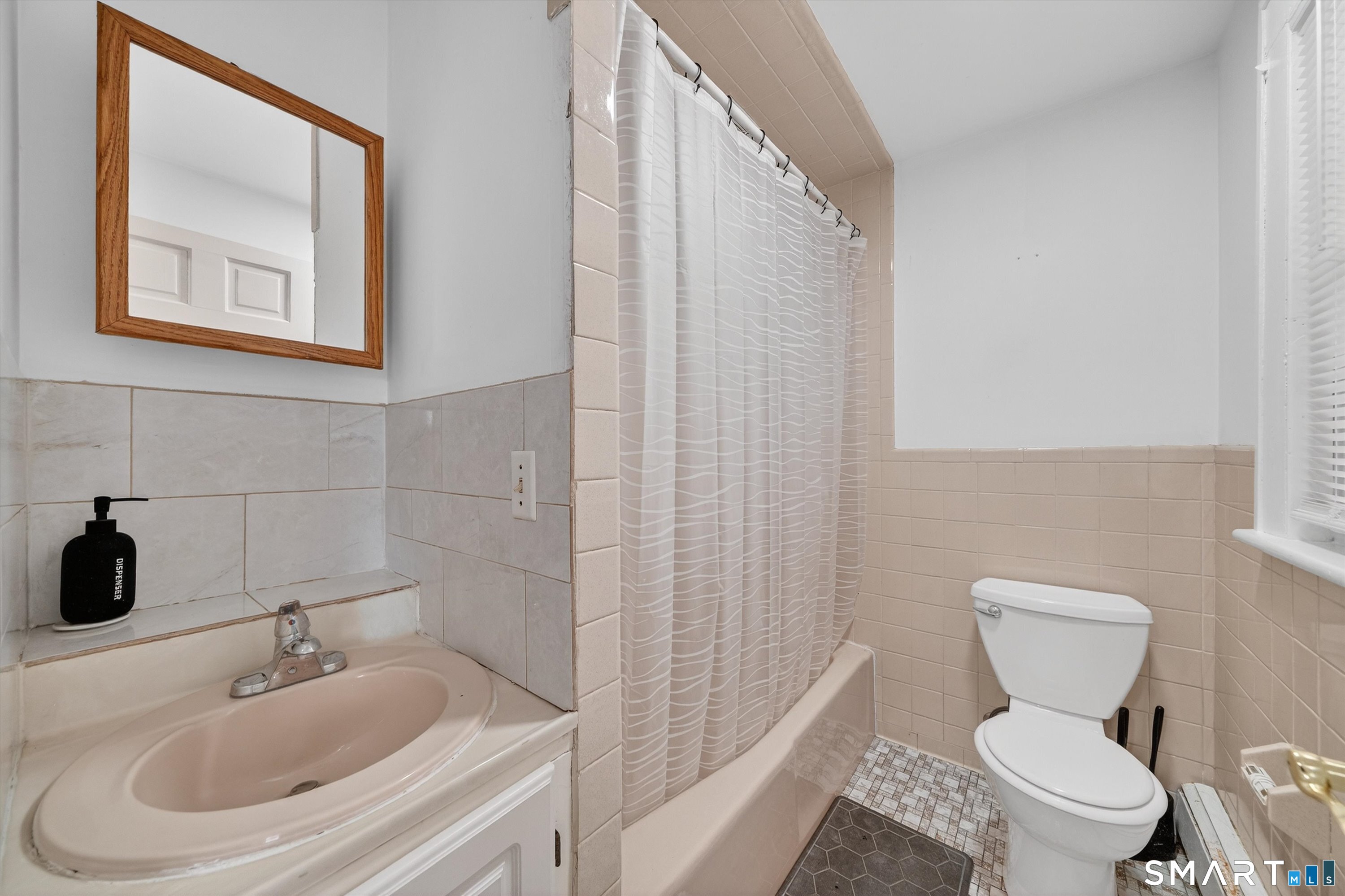 170 Huntington Turnpike Bridgeport CT 06610