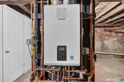 170 Huntington Turnpike Bridgeport CT 06610