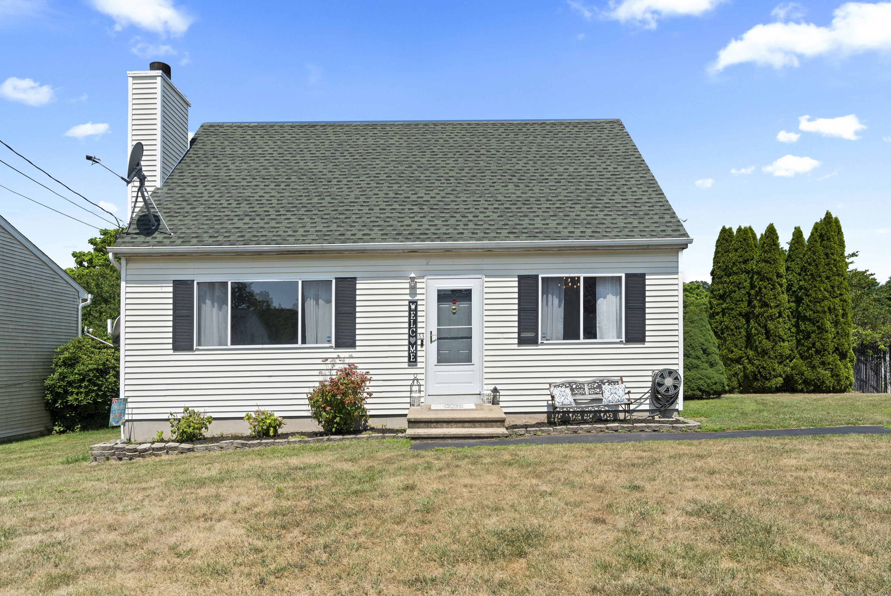 63 Pondview Terrace East Haven CT 06512