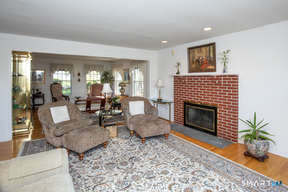 735 Cook Hill Road Cheshire CT 06410