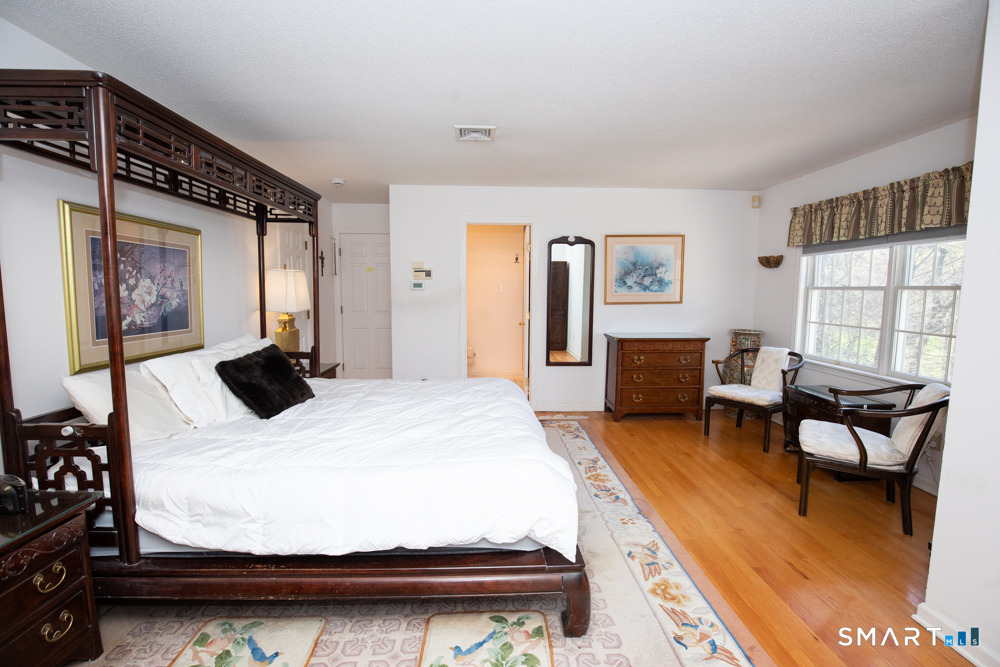 735 Cook Hill Road Cheshire CT 06410