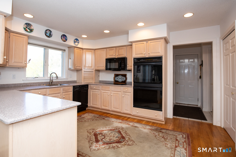 735 Cook Hill Road Cheshire CT 06410