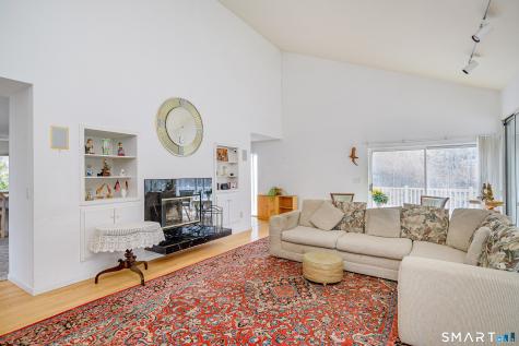 11 Chestnut Hill Road Sherman CT 06784
