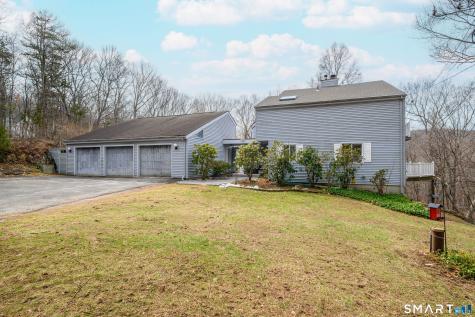 11 Chestnut Hill Road Sherman CT 06784