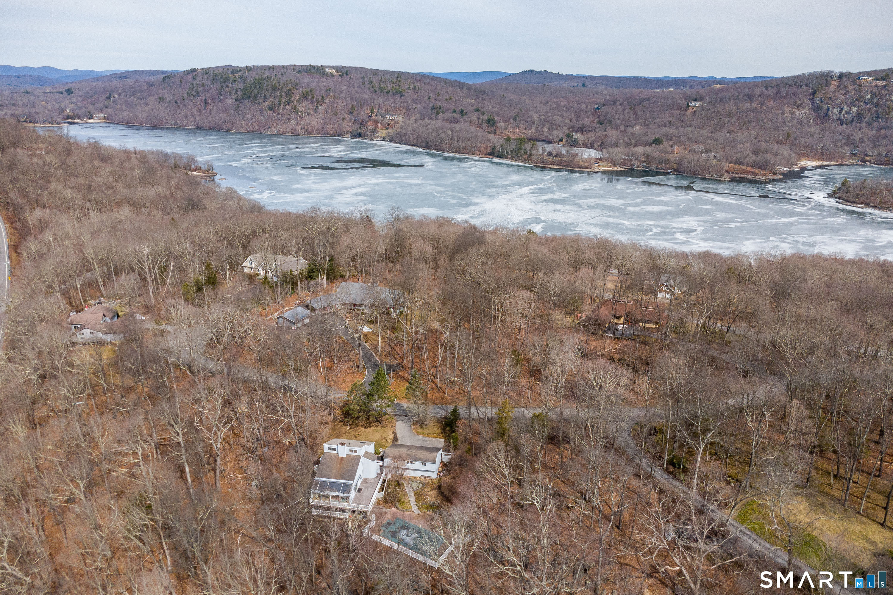11 Chestnut Hill Road Sherman CT 06784