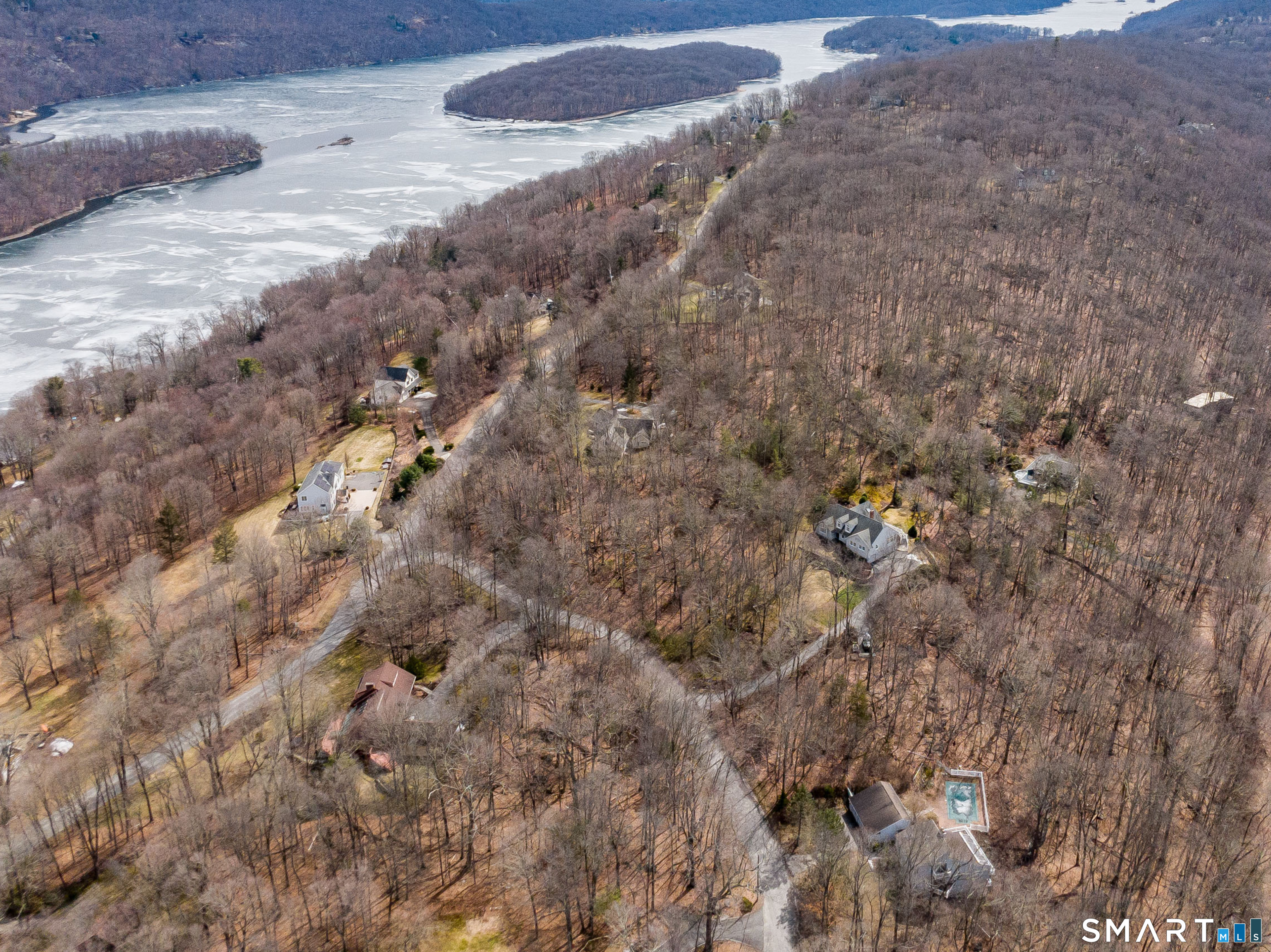 11 Chestnut Hill Road Sherman CT 06784