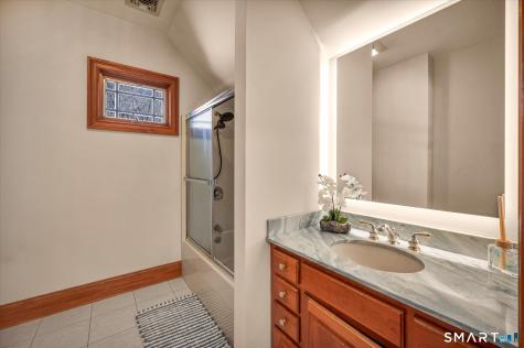 72 Village Gate Drive Southington CT 06489