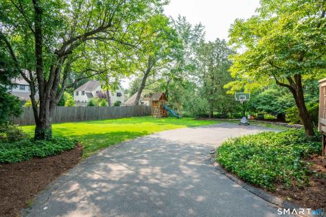 20 Fernwood Road West Hartford CT 06119