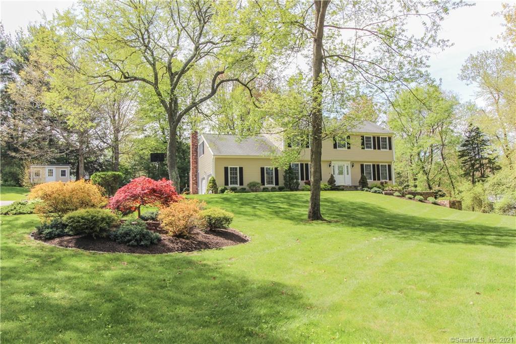 8 Old Hayrake Road Danbury CT 06811