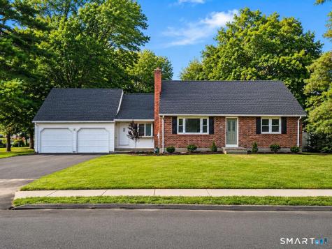 32 Simon Road Enfield CT 06082